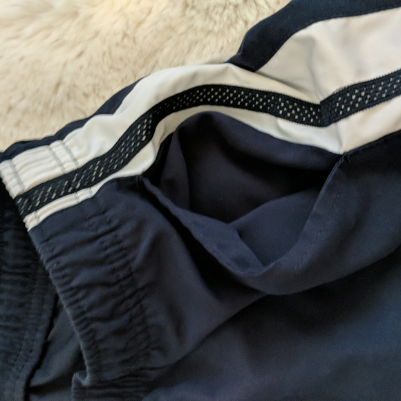 Nike Side Stripes Navy Blue Athletic pull-on Pants.  Size M(8-10) - Picture 7 of 12